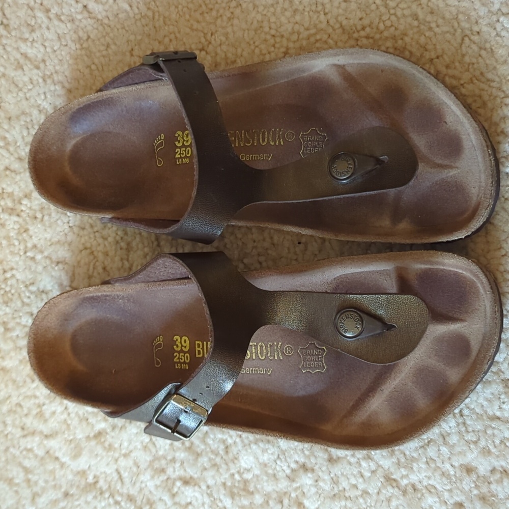 Used Birkenstock Gizeh Sandals EU 39 Bronze